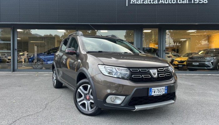 DACIA Sandero Stepway 1.5 Blue dCi 95 CV Techroad